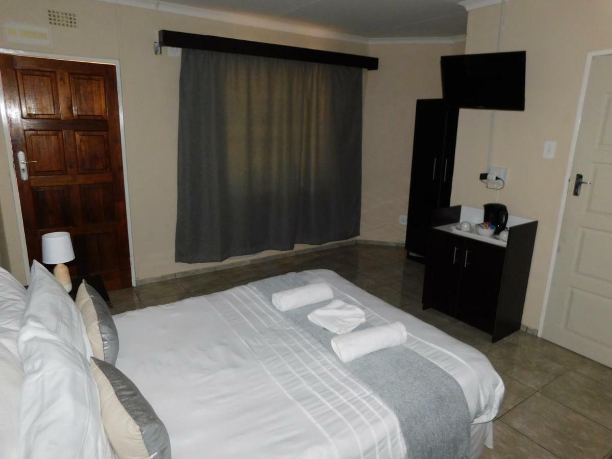 Savannah Guest House Polokwane Eksteriør bilde