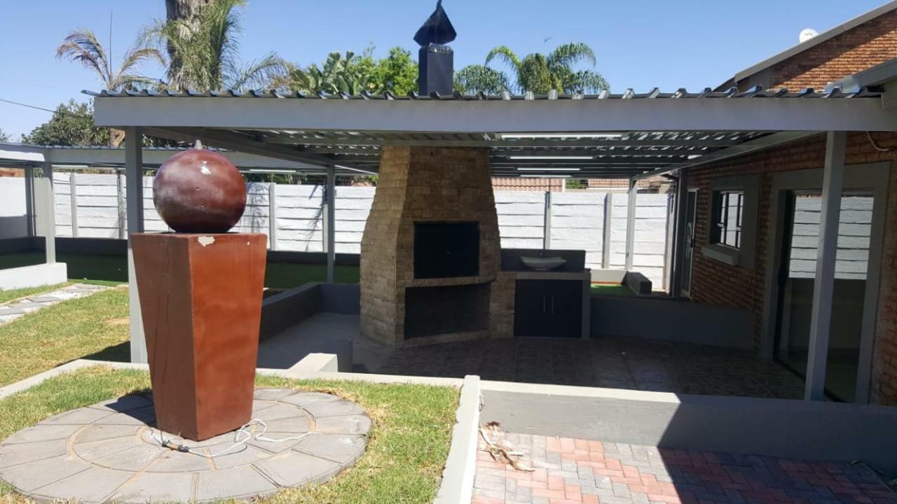 Savannah Guest House Polokwane Eksteriør bilde