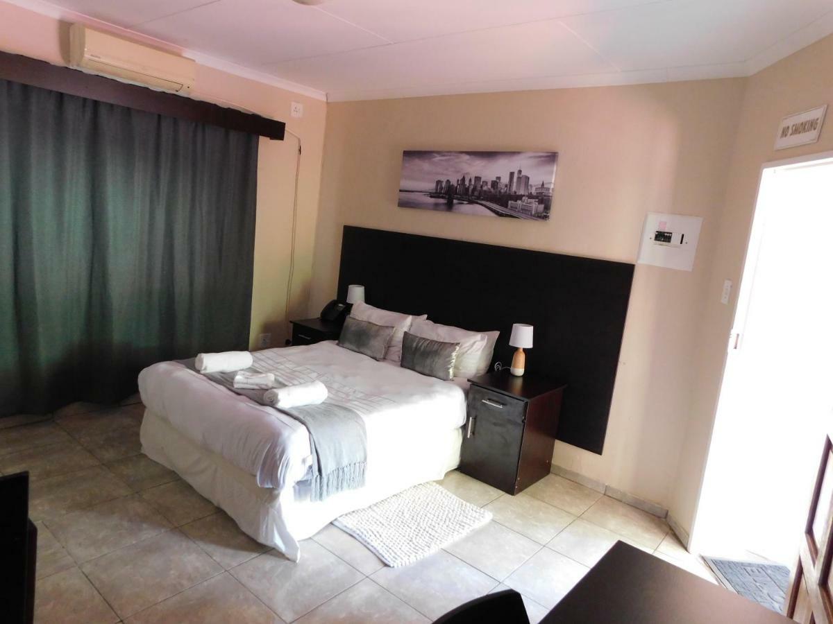 Savannah Guest House Polokwane Eksteriør bilde